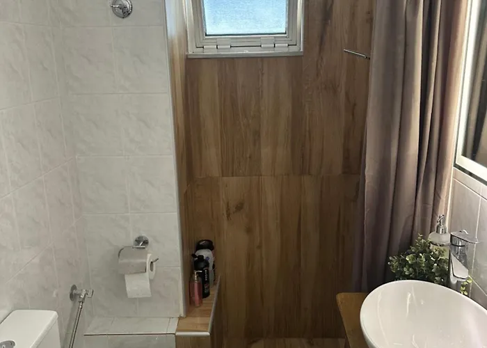 Апартаменты Sunnyhomes Ipsilantou Лоутраки