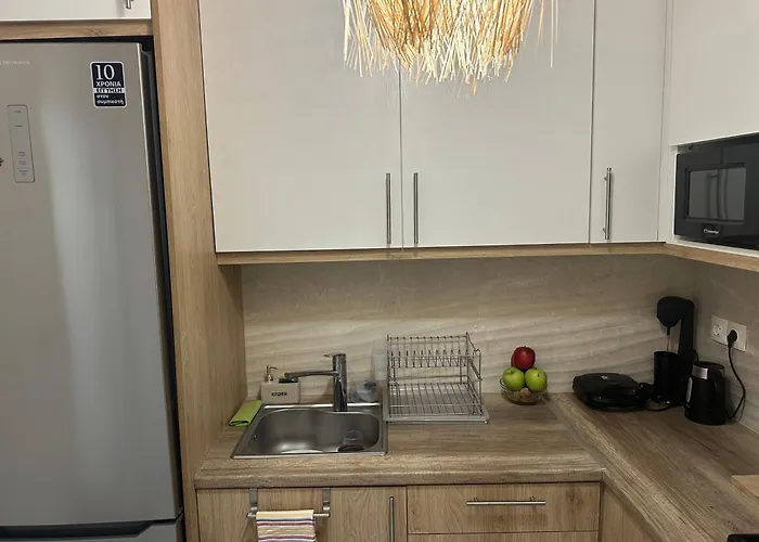 Sunnyhomes Ipsilantou Лоутраки